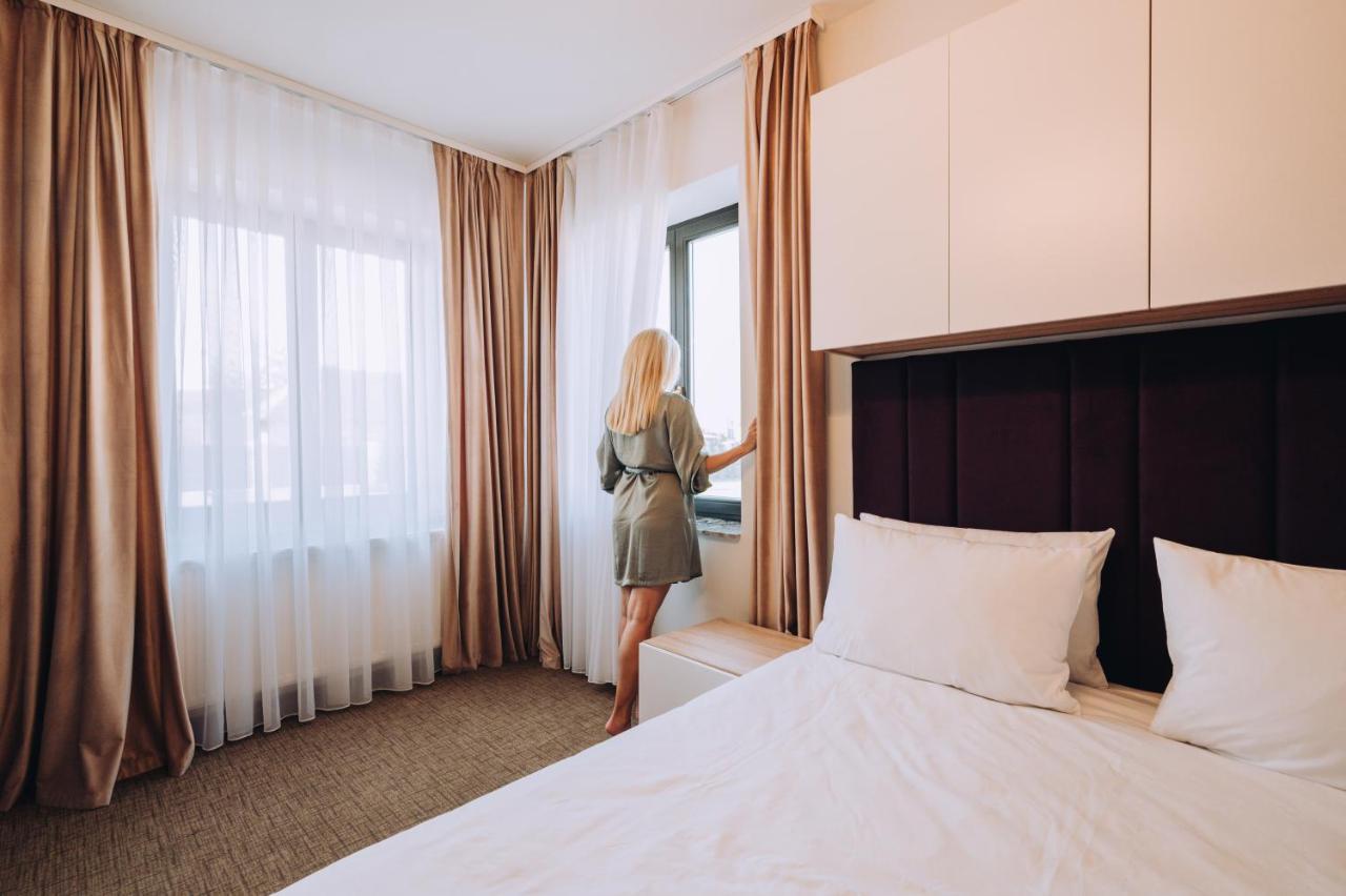 Klia Hotel Sînmartin Eksteriør billede